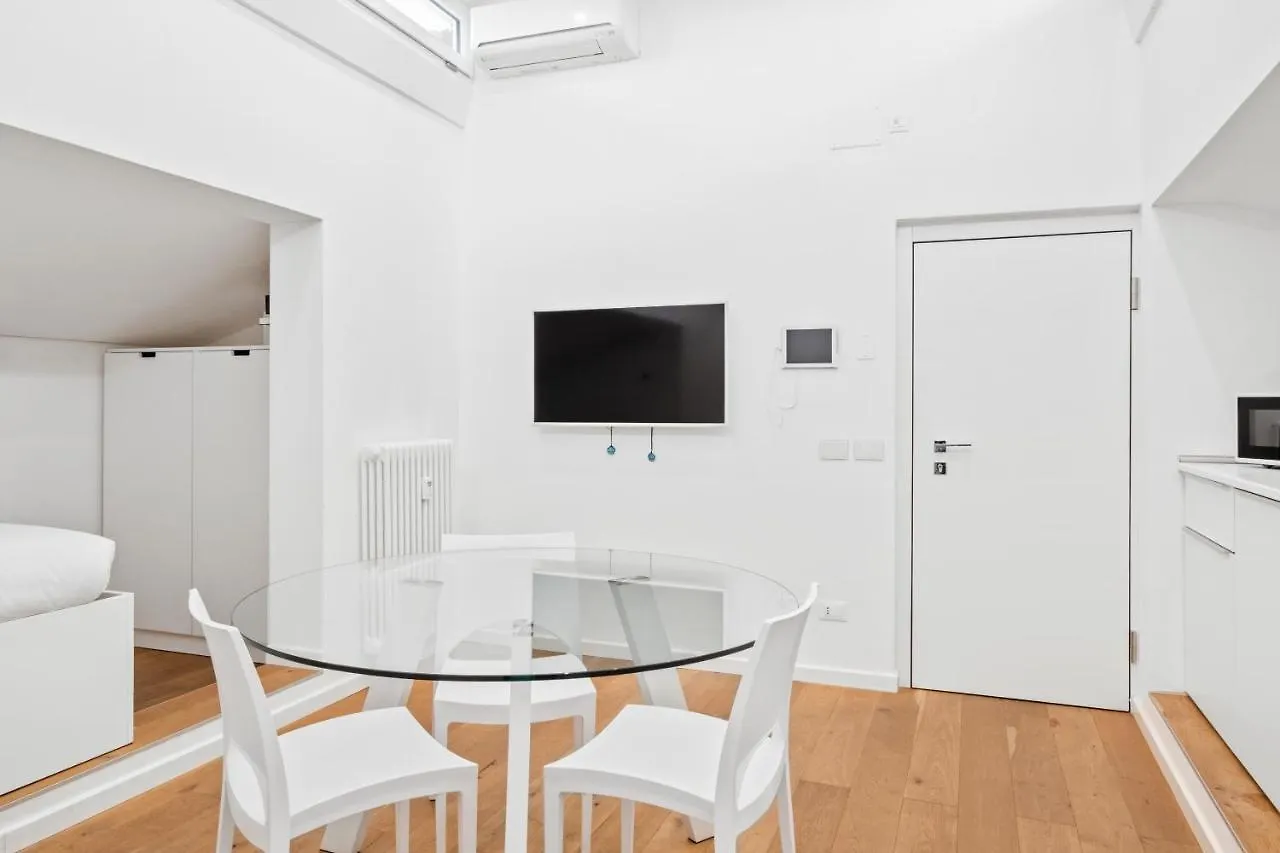Via Corfu Cozy Nest Apartment Verona Italy